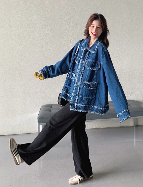 Xiaoxiangfeng denim jacket, women's spring and autumn 2024 new Korean version, loose design, patchwork fur edge jacket top