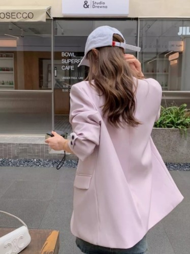 Pink purple suit jacket for women in Spring and Autumn 2024, new Korean style, age reducing, high-end feeling, temperament, and slimming small suit top