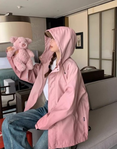 Gradient Pink Rush Coat for Women's Spring and Autumn 2024 New Design, Sweet and Elegant, Age Reducing Hooded Work Jacket