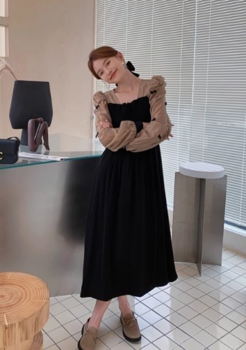 Black Bubble Sleeves Dress for Women's Spring and Autumn 2024 New French Retro Design with Spliced High Waist Slim Long Skirt