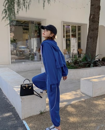 Klein Blue Sports Set Women's Spring and Autumn 2023 New Korean Edition Loose Fashion Casual Pants Sweater Two Piece Set