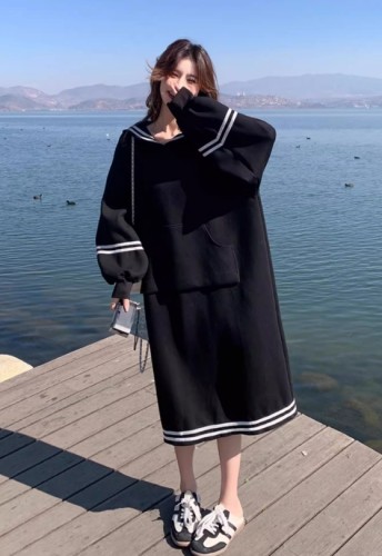 Black Navy Collar Dress for Women's Spring and Autumn 2024 New Korean Edition Lazy Style Loose Slim Striped Dress
