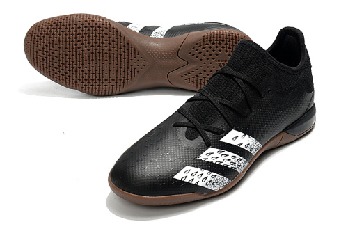 adidas Predator Freak .1 Low IC