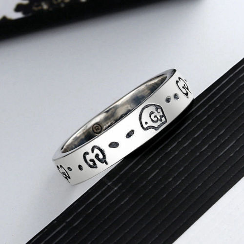 Gucci ring can be matched with box ys21070930