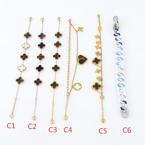 LV Bracelets Optional Box Titanium Steel Material