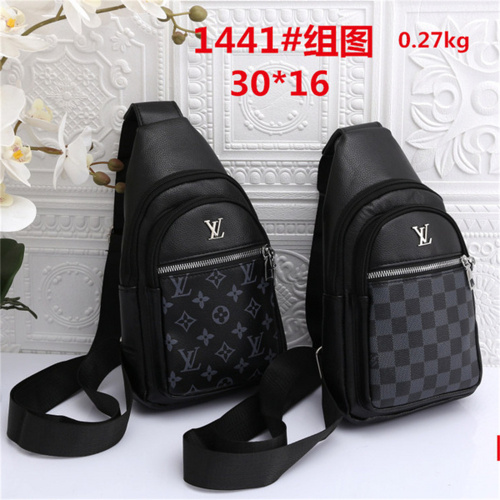 LV Chest Bag Optional Gift Box Size: 30*16CM