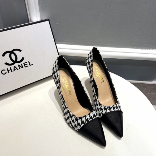 CHANEL Dress Shoes With Box