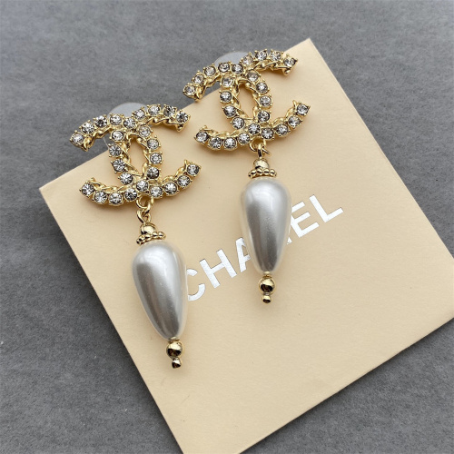 CHANEL Dangle & Chandelier Earrings Optional Box