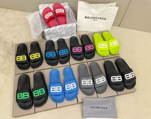 Balenciaga slippers with box 35-45