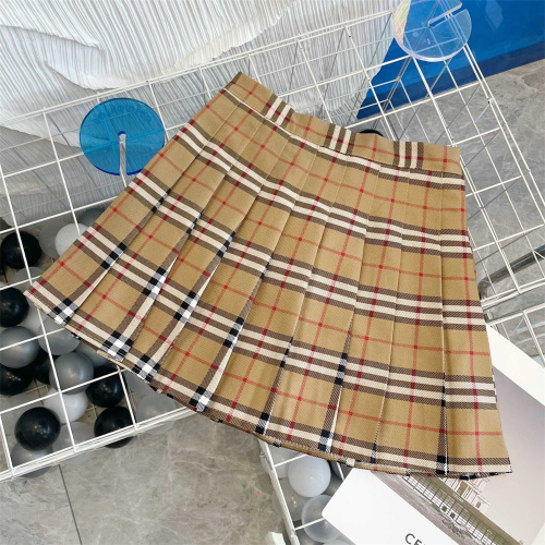 BURBERRY Skirt Asian size: S-L