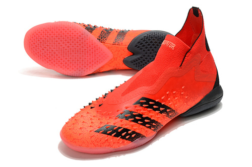 adidas Predator Freak + IC