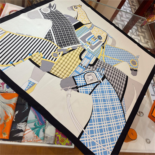 HERMES【1 Color】Silk Scarf Size: 90*90CM Optional Box