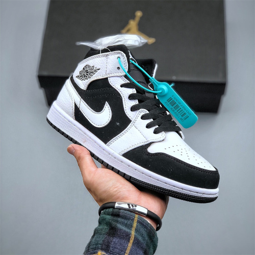 Air Jordan 1 Mid