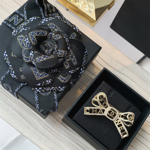 CHANEL Brooches Optional Box
