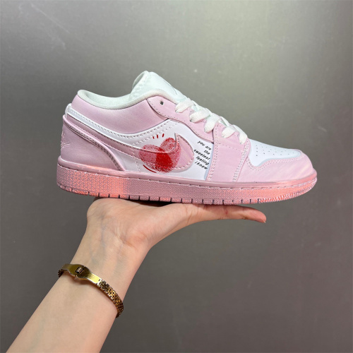 Air Jordan 1 Low