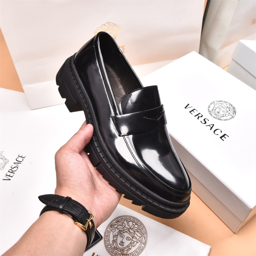 US【6-10】VERSACE【1 Colors】Loafers Top Quality With Box