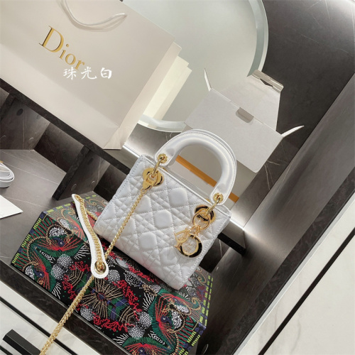 LADY DIOR Lambskin Material Totes Top Quality With Box Size:17CM xyz21092148