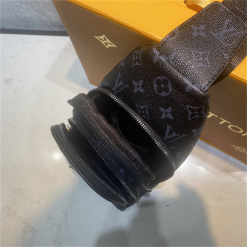 LV Chest Bag Optional Gift Box Size: 32*16CM