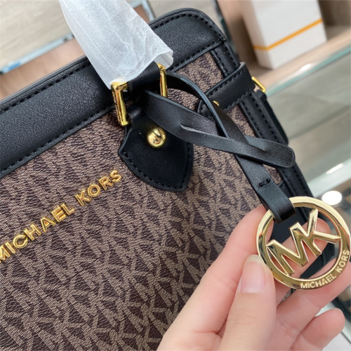 Michael Kors Tote Top Quality With Box Size:26*19CM xyz21092103