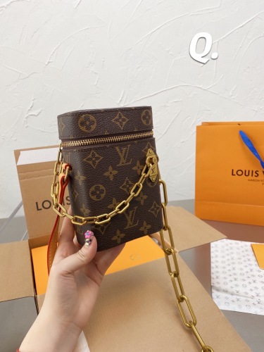 Top Quality LV Leather Shoulder Bag Phone Bag With Box Size: 11*18CM xyz21091687