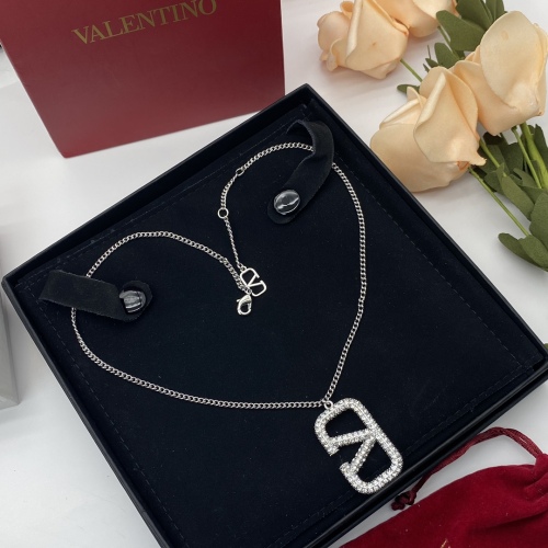 VALENTINO Necklaces Optional Box