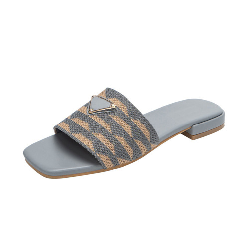 PRADA women slippers No box