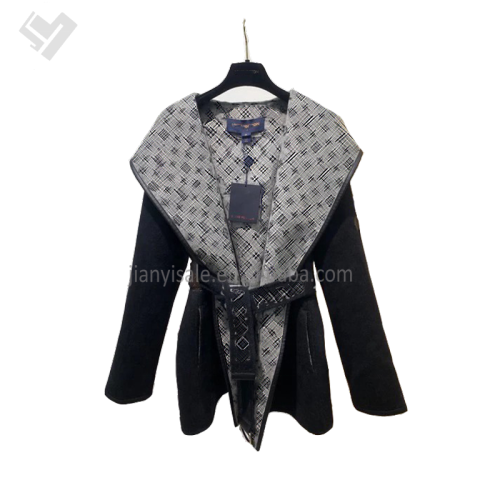 Xhill 2023 New Autumn Winter Women Luxury Clothing Woolen Coat Designer Print Turn Down Collar Ladies Wool Trench Coat With Belt