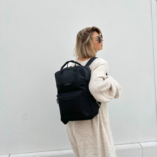 Bergen All Black