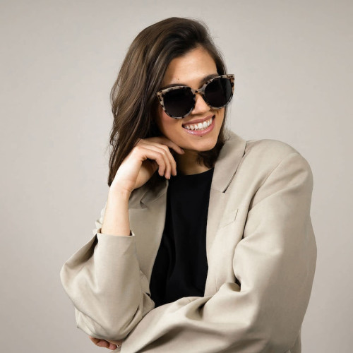 Manhattan Sand Tortoise Black