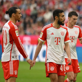 23-24 Bayern Home Long Sleeve Soccer Jersey