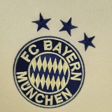 2004-2005 Bayern Away Retro Soccer Jersey