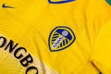 2002-2003 Leeds United Third Retro Soccer Jersey