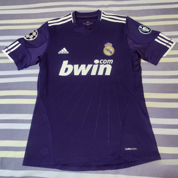 2010-2011 RMA Third Retro Soccer Jersey