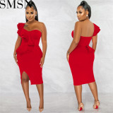 Plus Size DressFashion casual ruffled split one shoulder sleeve dress