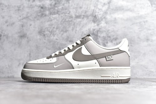 Nike Air Force 1'07 Low 生椰拿鐵