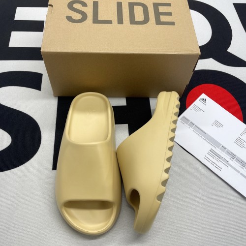 Yeezy Slide Desert Sand(Unisex)-031