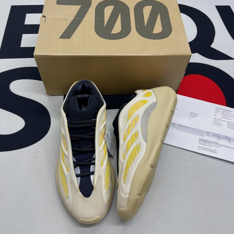 Yeezy 700 V3 Safflower(Unisex)-014