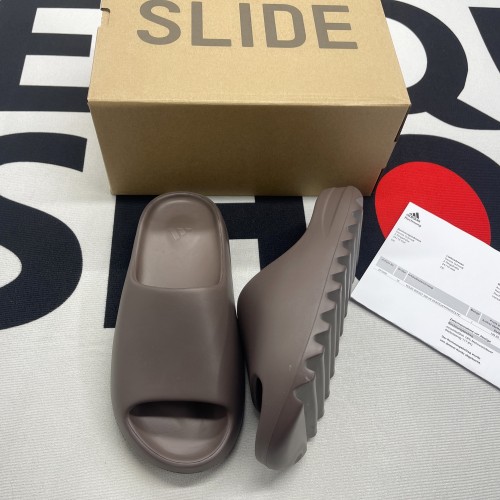 Yeezy Slide Soot(Unisex)-031