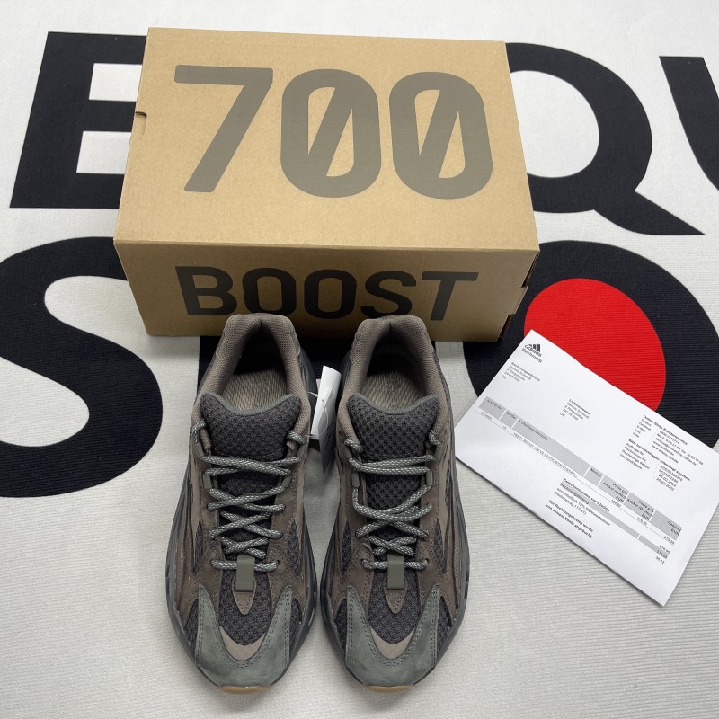 Yeezy Boost 700 V2 Geode(Unisex)-004