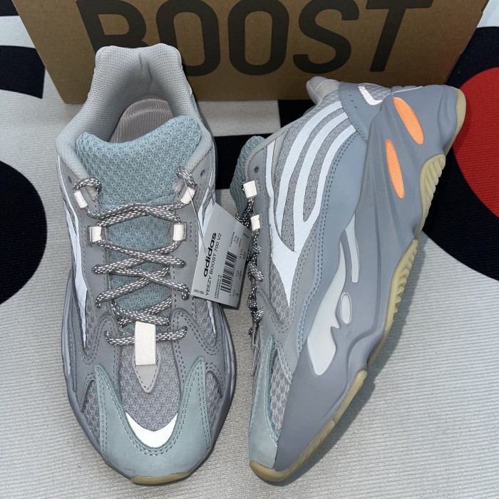 Yeezy Boost 700 V2 Inertia(Unisex)-004