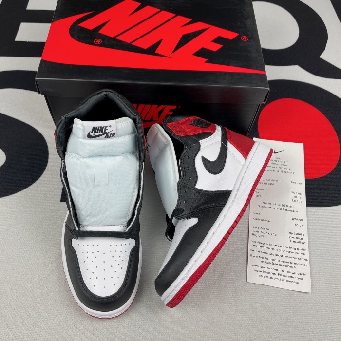 Jordan 1 Retro High Satin Black Toe(Unisex)