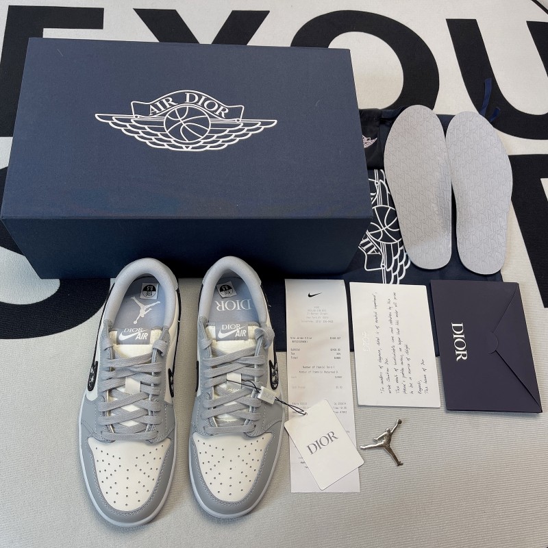 Jordan 1 Retro Low Dior(Unisex)