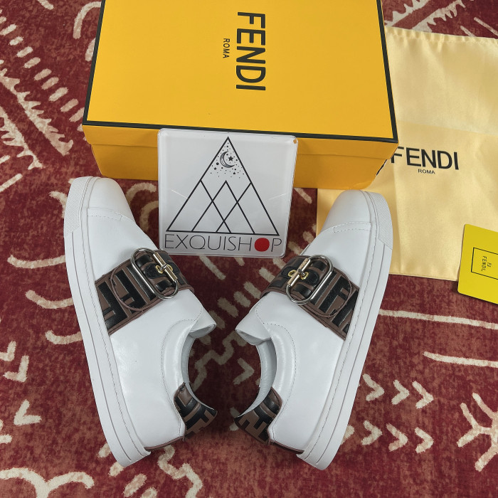 Fendi Maxi Buckle White(Female)-024