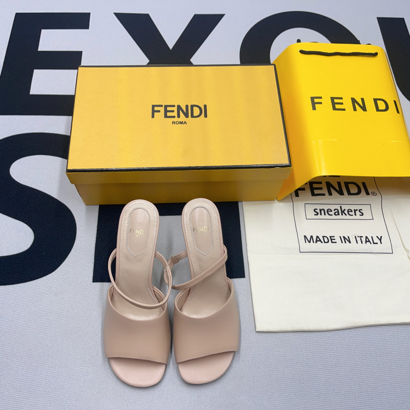 Fendi First Pink Leather High-Heeled Sandals(Female)-083