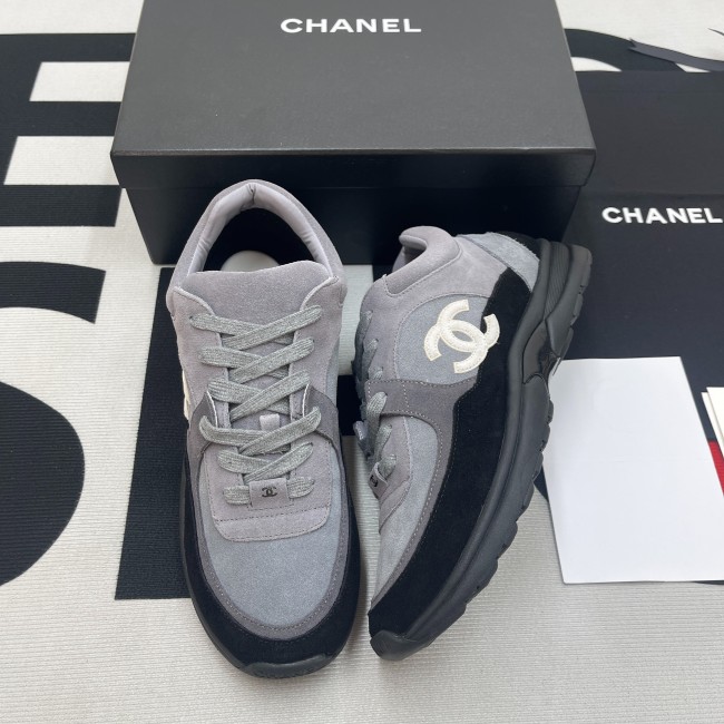 Chanel Low Top Trainer CC(Unisex)-053