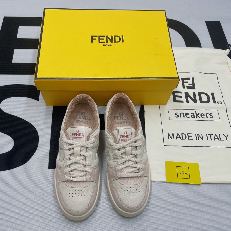 Fendi Match Leather Low-Tops (Unisex)-004