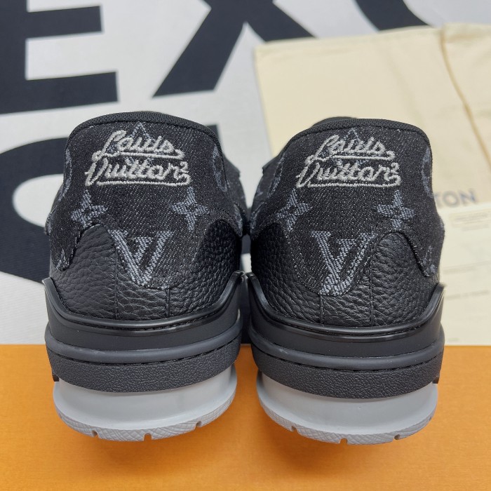 LV Trainer Sneaker(Unisex)