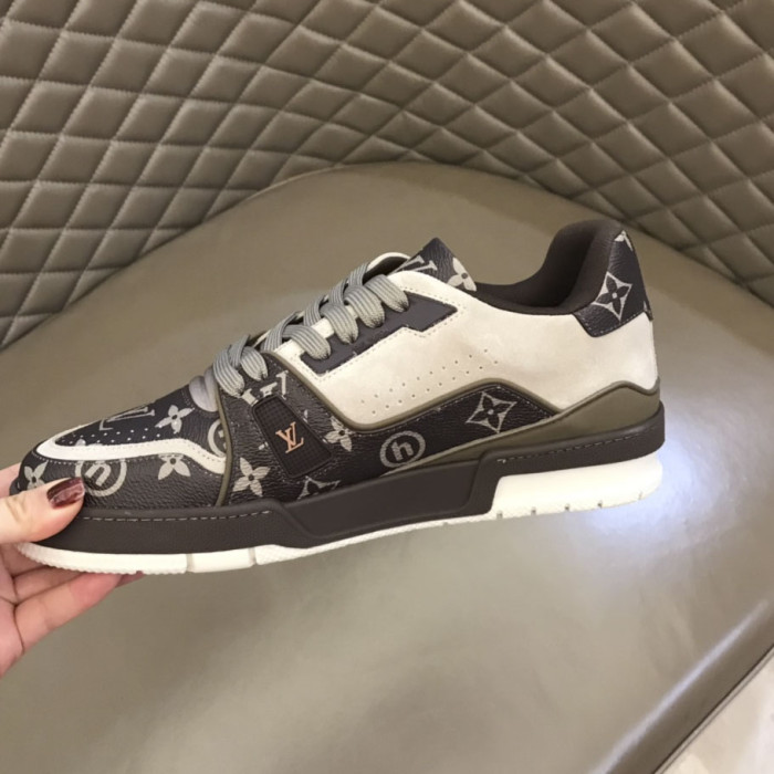 LV Trainer Sneaker(Unisex)