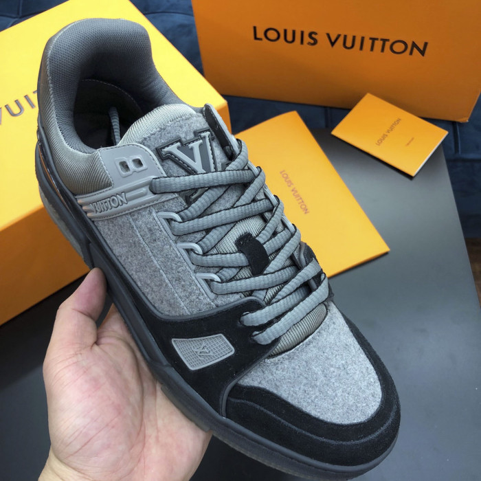 LV Trainer Sneaker(Male)