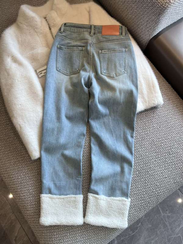 Trousers&Jeans (Female)